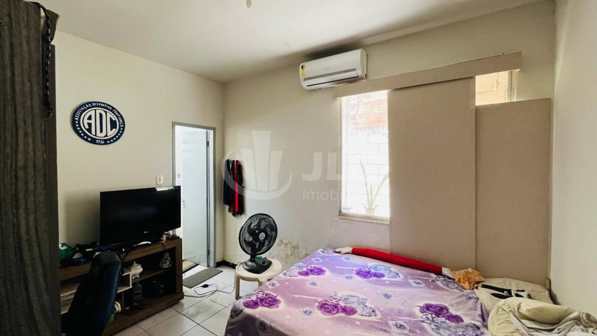Casa na Rua de Santa Luzia (Excelente Casa para ponto comercial)
