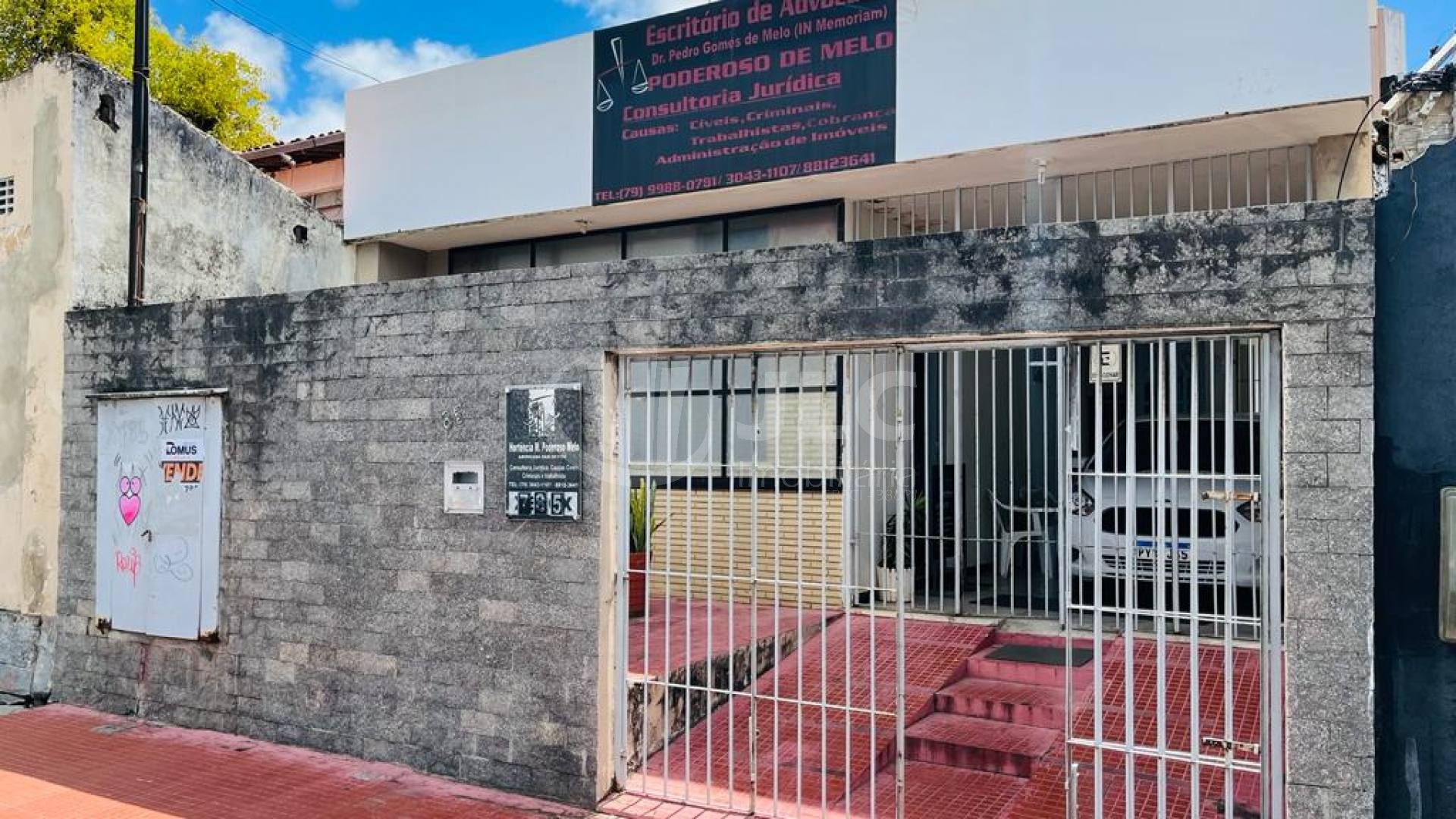 Casa na Rua de Santa Luzia (Excelente Casa para ponto comercial)