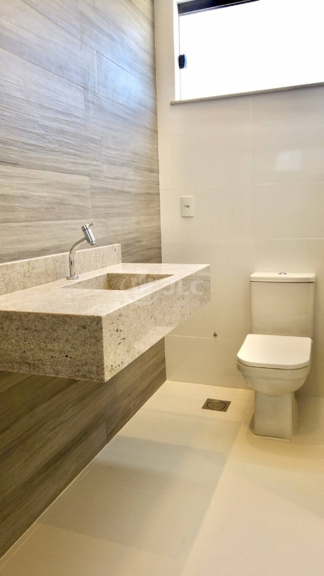 Casa no Condomínio Alphaville Sergipe
