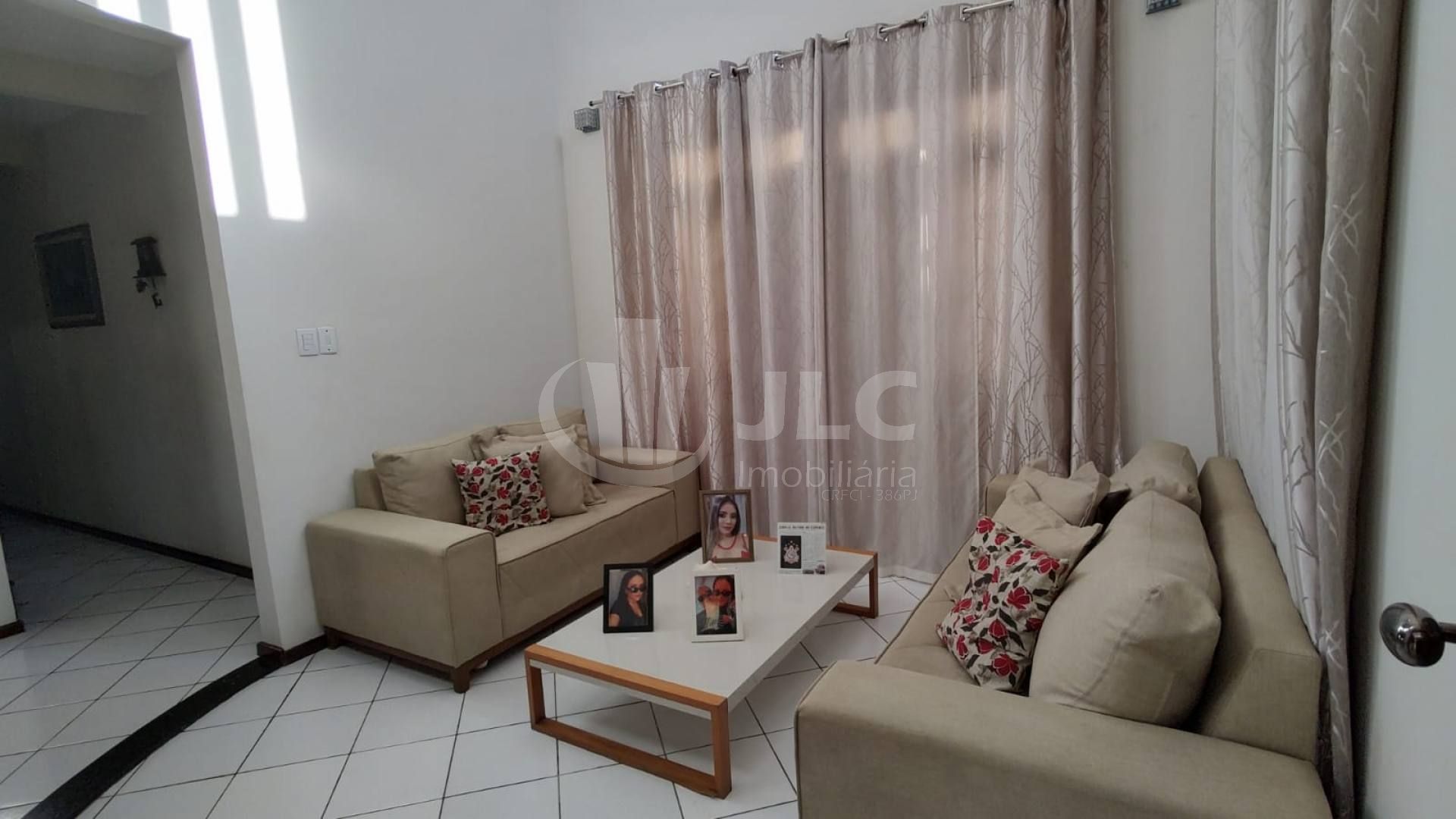 Casa na Aruana