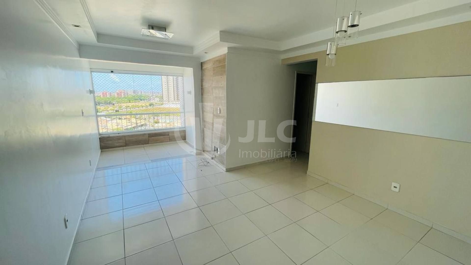 Apartamento no Bougainville Residence