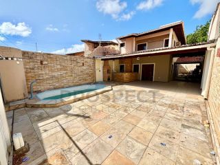 Casa Duplex Espetacular no Luciano Cavalcante: Conforto e Conveniência em um Só Lugar!