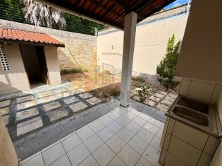 Casa Duplex Espetacular no Luciano Cavalcante: Conforto e Conveniência em um Só Lugar!