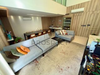 Duplex Sofisticado no Cocó – Conforto, Estilo e Segurança