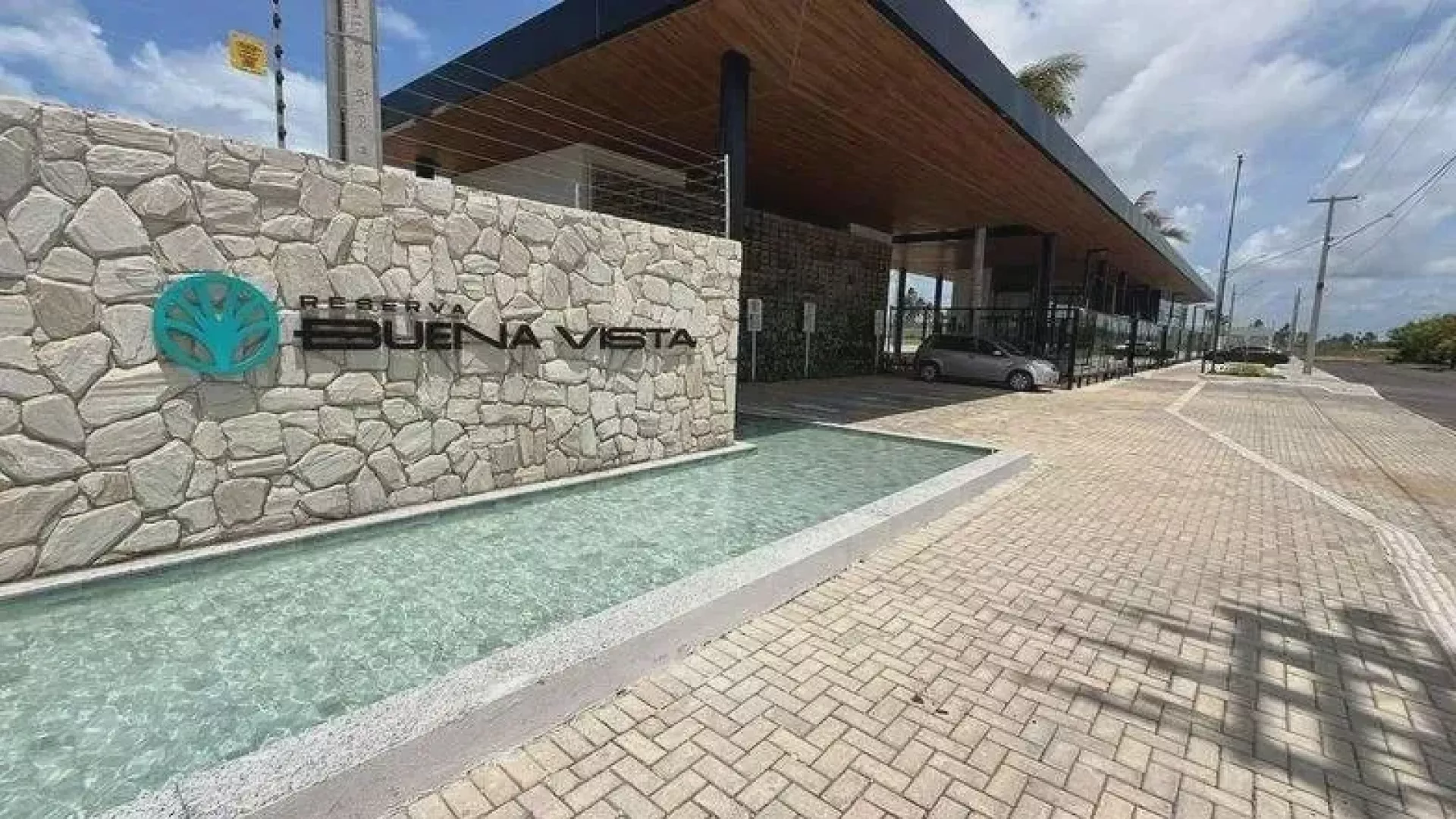 Lote de esquina no luxuoso condomínio Reserva Buena Vista!