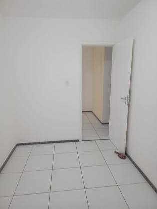 Alugo No Residencial Caminho Dos Ventos, Apartamento Térreo Com 2 Quartos 1 Suíte