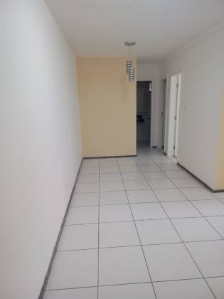 Alugo No Residencial Caminho Dos Ventos, Apartamento Térreo Com 2 Quartos 1 Suíte
