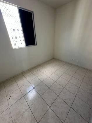Apartamento 3/4 Para Alugar No Condomínio Andaluzia - Bairro Luzia