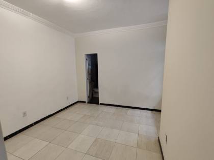Casa para Ponto Comercial Bairro Luzia, Ideal para Escritórios e Clínicas