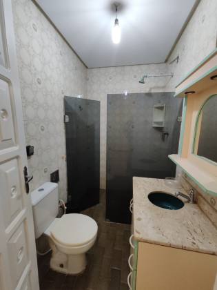 Casa para Ponto Comercial Bairro Luzia, Ideal para Escritórios e Clínicas