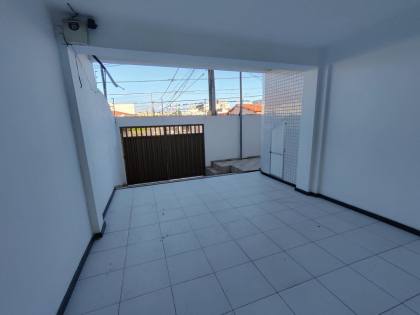 Casa para Ponto Comercial Bairro Luzia, Ideal para Escritórios e Clínicas