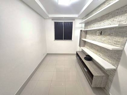 ALUGO APARTAMENTO MOBILIADO 2/4 CONDOMÍNIO JOSÉ ROSA DE OLIVEIRA NETO NA JABOTIANA