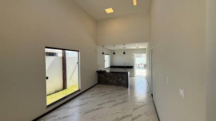 Excelente Casa à Venda No Condomínio Sol e Praia
