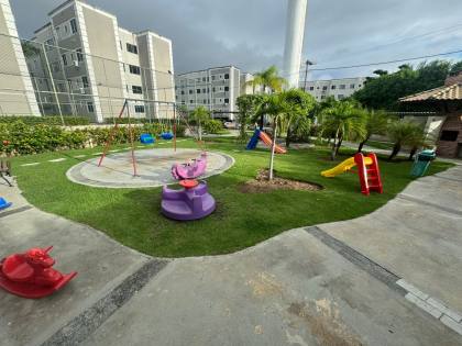 Alugo Apartamento Mobiliado Com 2/4 no Condomínio Alameda Jardins