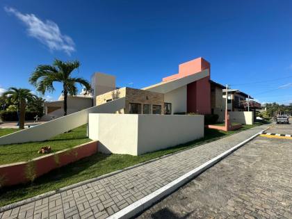 Casa Mobiliada À Venda Com 3 Quartos 2 Suítes no Condomínio Portal do Sol - Bairro Mosqueiro