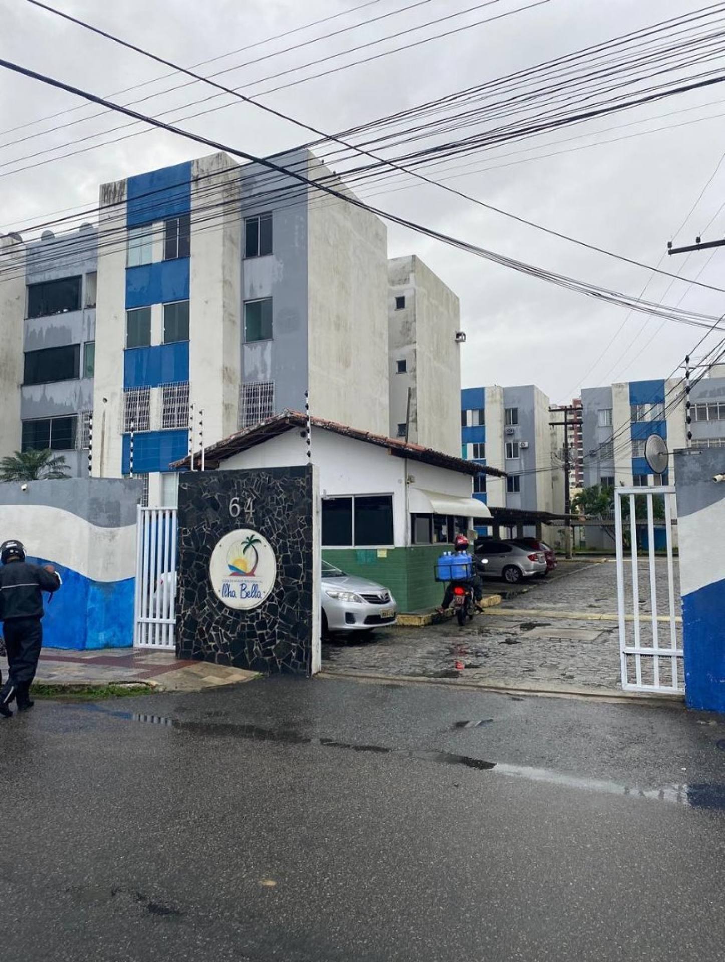 Apartamento a venda no Condomínio Ilha Bela, 4 quartos 1 suíte no Bairro Grageru
