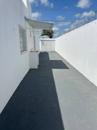 Casa À Venda No Residencial Porto Poxim Com 2/4 Sendo 1 Suíte.