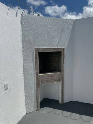 Casa À Venda No Residencial Porto Poxim Com 2/4 Sendo 1 Suíte.