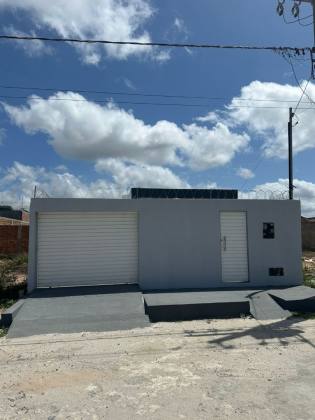 Casa À Venda No Residencial Porto Poxim Com 2/4 Sendo 1 Suíte.