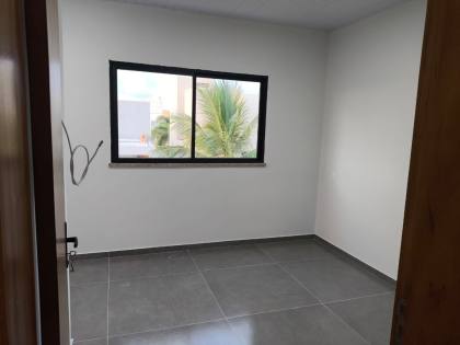 Vendo Casa no Condomínio Praias do Sul III sendo 4 suítes e Piscina