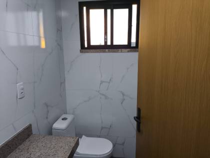 Vendo Casa no Condomínio Praias do Sul III sendo 4 suítes e Piscina