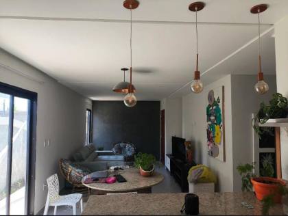 Vendo Casa no Condomínio Praias do Sul III sendo 4 suítes e Piscina