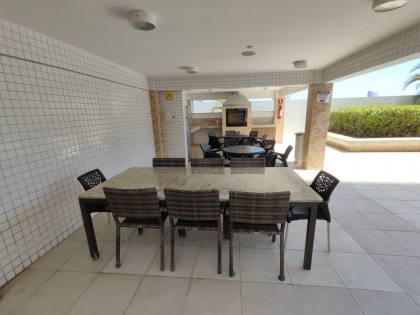 Apartamento Para Alugar com 3 quartos 1 suítes no bairro Luzia em Aracaju