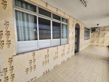 Casa Solta 350 Metros 3 Quartos e 2 Suítes no Bairro Suíssa