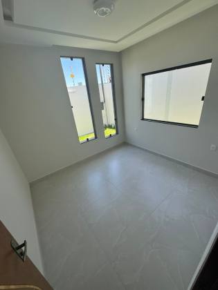 Casa À Venda No Loteamento Luar da Barra Com 3/4 Sendo 1 Suíte - Próxima da Praia!