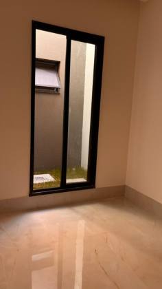 Casa de 208m² à venda com 3 quartos sendo 1 suíte no Condomínio Villaredo Barra