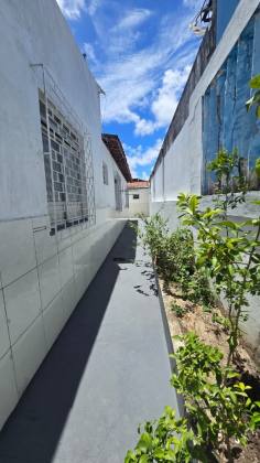 Casa Para Alugar com 3 quartos 1 suíte no Bairro Suíssa