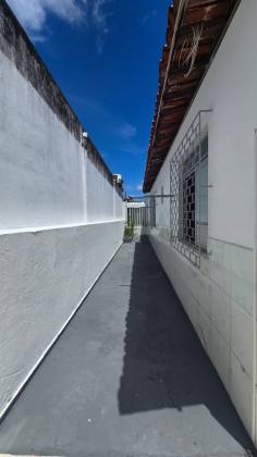 Casa Para Alugar com 3 quartos 1 suíte no Bairro Suíssa