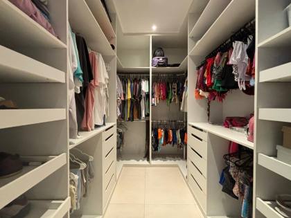 Casa de 250m² à venda no Fragatta 4 quartos, sendo 2 suítes