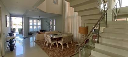 Casa de Alto Padrão à Venda no Reserva Aruanã – 4 Suítes + Área Gourmet