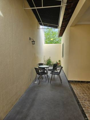 Casa à venda de 112m² na Atalaia com 3 quartos sendo 1 suíte