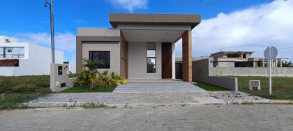 Casa à Venda de 200m² no Villaredo Barra 3 Quartos Sendo 1 suíte