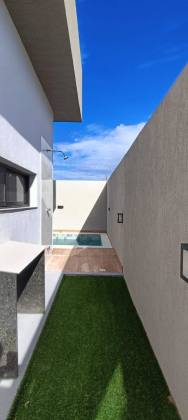 Casa à Venda de 200m² no Villaredo Barra 3 Quartos Sendo 1 suíte