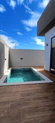 Casa à Venda de 200m² no Villaredo Barra 3 Quartos Sendo 1 suíte