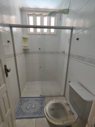 Alugo casa 320m² residencial/comercial na Farolândia com 10 quartos, 2 suíte.