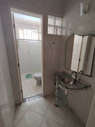 Alugo casa 320m² residencial/comercial na Farolândia com 10 quartos, 2 suíte.