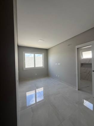 Casa Alto Padrão À Venda Com 3 Quartos 1 Suíte No Padang - Barra dos Coqueiros.