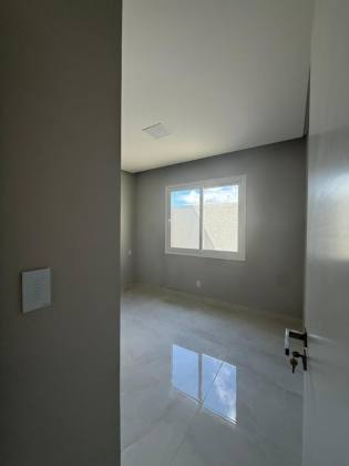 Casa Alto Padrão À Venda Com 3 Quartos 1 Suíte No Padang - Barra dos Coqueiros.