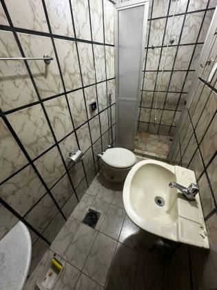 Alugo Casa no Residencial Vila Marta Maria com 4 Quartos e 1 Suíte