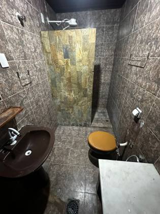 Alugo Casa no Residencial Vila Marta Maria com 4 Quartos e 1 Suíte