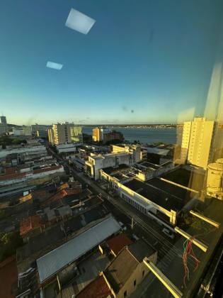 Excelente Sala Comercial com 24m² para Aluguel no Edifício Paulo Figueiredo
