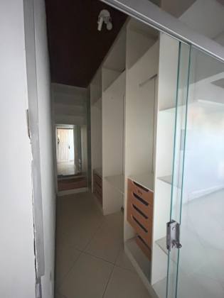 Sobrado Amplo com 375m² 2 quartos e 4 suítes para Locação Residencial ou Comercial
