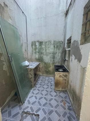 Sobrado Amplo com 375m² 2 quartos e 4 suítes para Locação Residencial ou Comercial