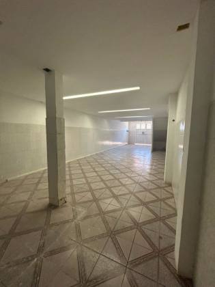 Sobrado Amplo com 375m² 2 quartos e 4 suítes para Locação Residencial ou Comercial