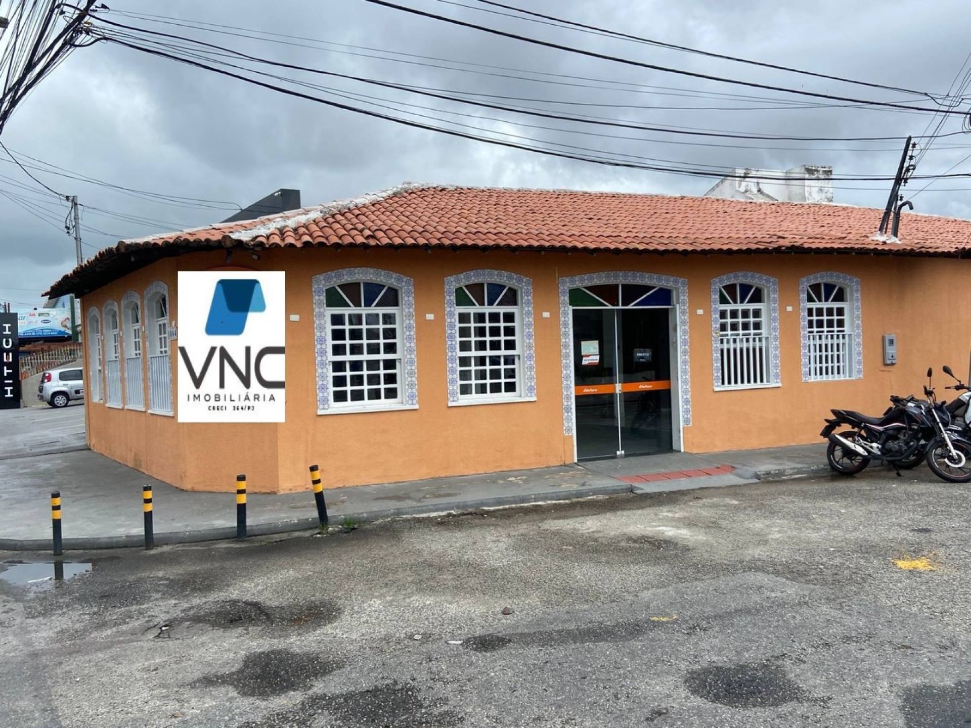 Alugo Ponto Comercial De Esquina Na Avenida Desembargador Maynard - Bairro Cirurgia