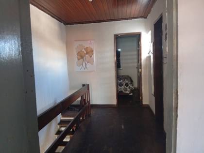Casa Duplex com 150m² à Venda 5/4 sendo 1 suíte no Santo Antônio